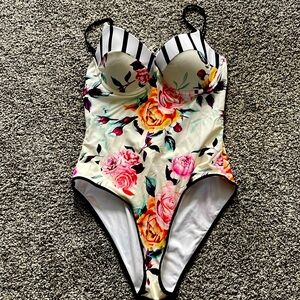 Cupshe floral print cream swim suit